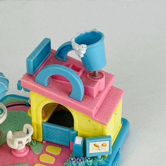 Polly Pocket Bluebird 1994 Mimi's Ice Cream Shop Building Kids Pretend P… - Picture 3 of 11